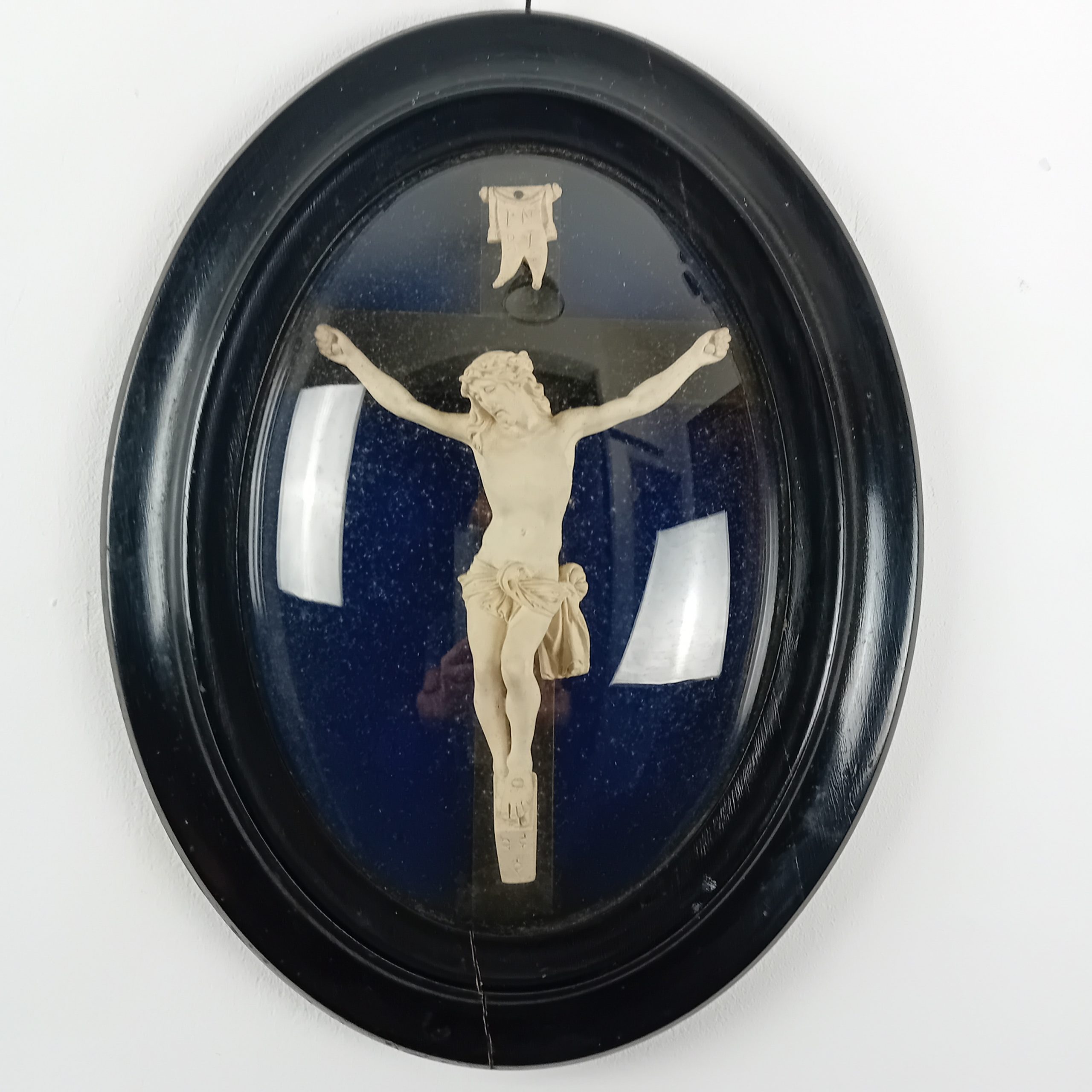 Scène religieuse Christ sur la Croix Cadre bois noirci Napoléon III
