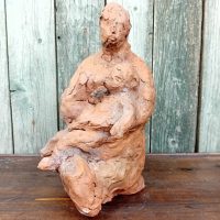 Sculpture terre cuite mère et enfant