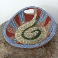 Gros vide Poche en terre chamottée ACCOLAY 1967 signé Serpent stylisé