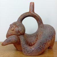 Sculpture en céramique étrier Zoomorphe de Jean Canteins