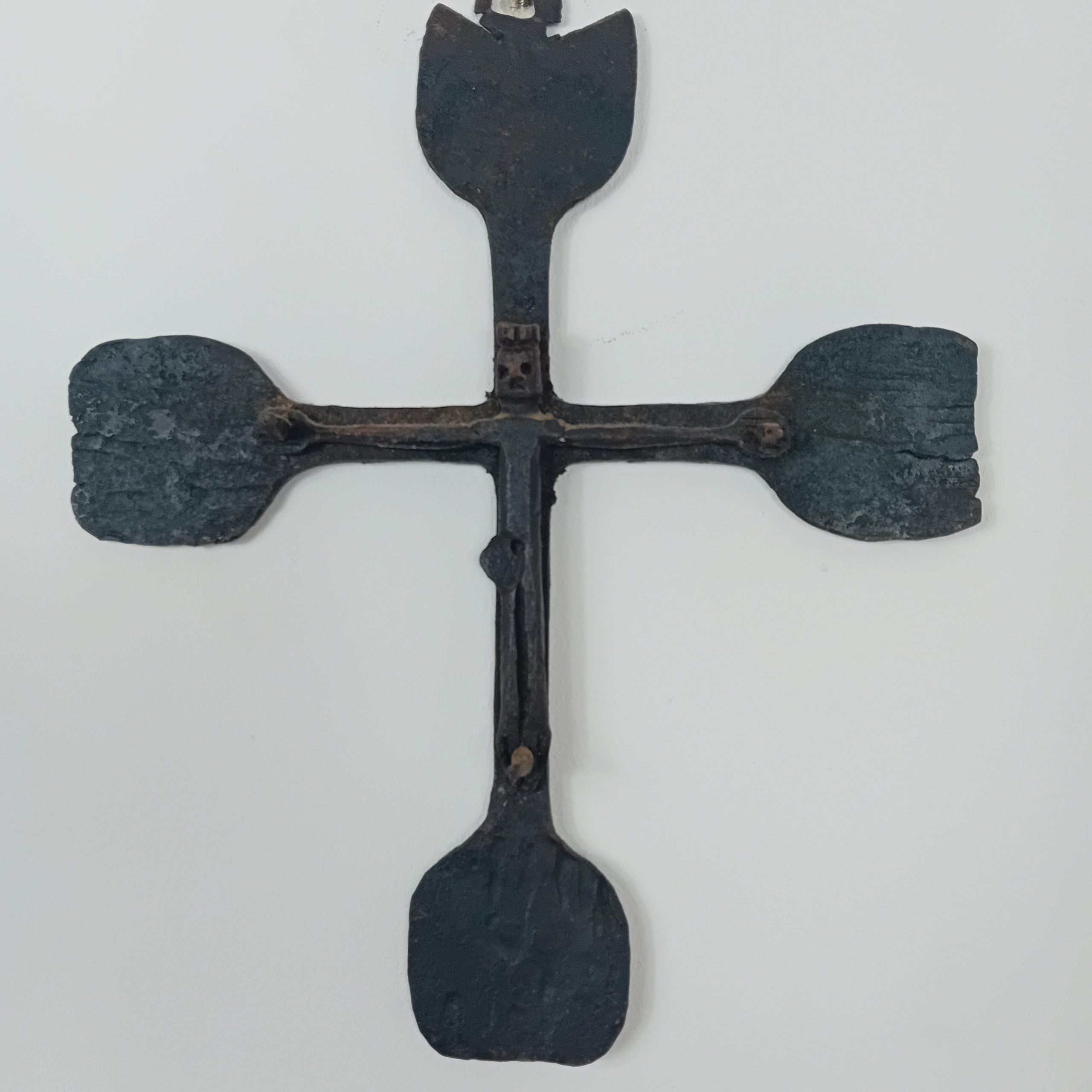 Crucifix fer forgé ancien Art Populaire goût Atelier de Marolles
