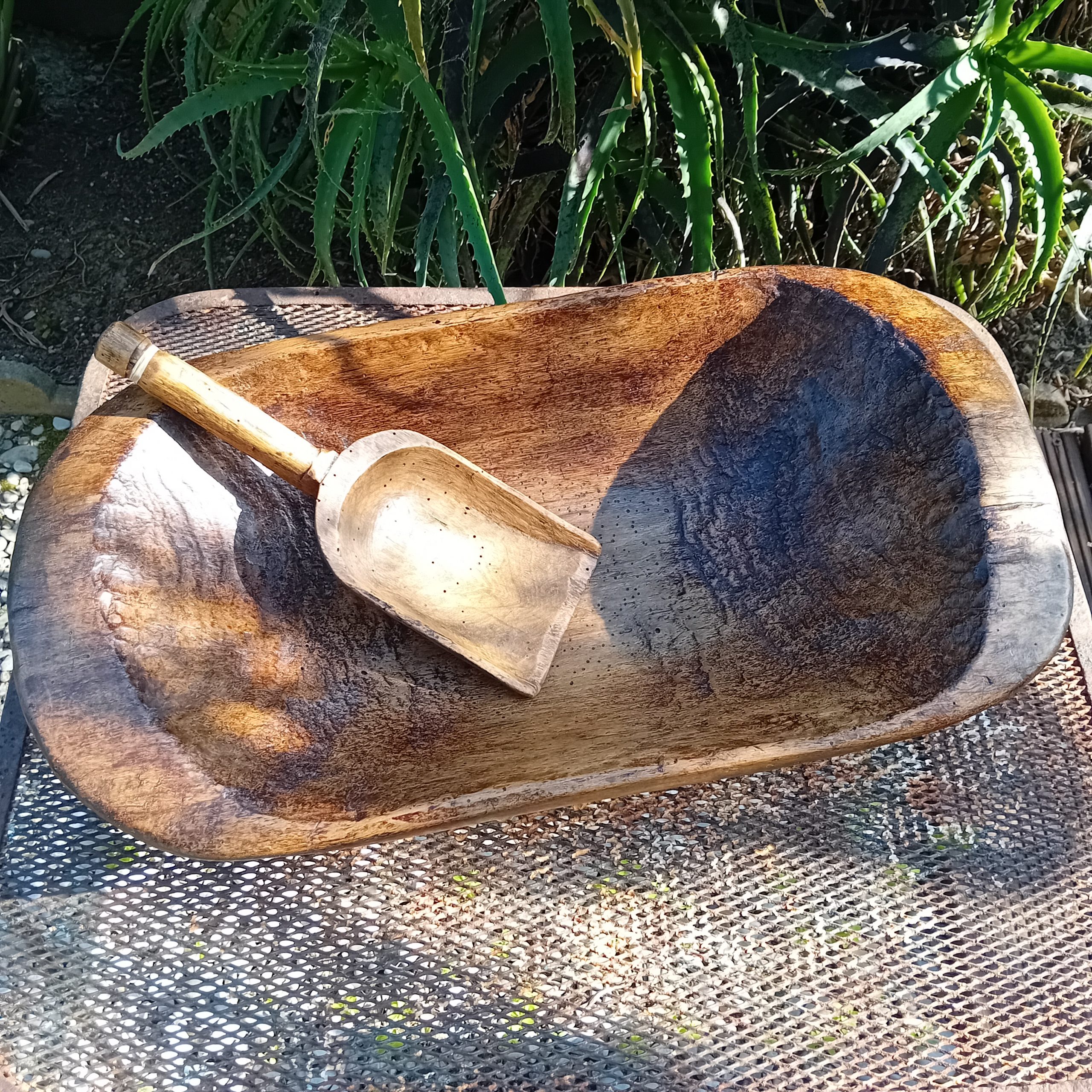 Coupe Monoxyle et sa pelle Art Populaire Grand Bol à pâte ancien