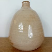 Vase en céramique signé R.A. attribué à Robert Auguste