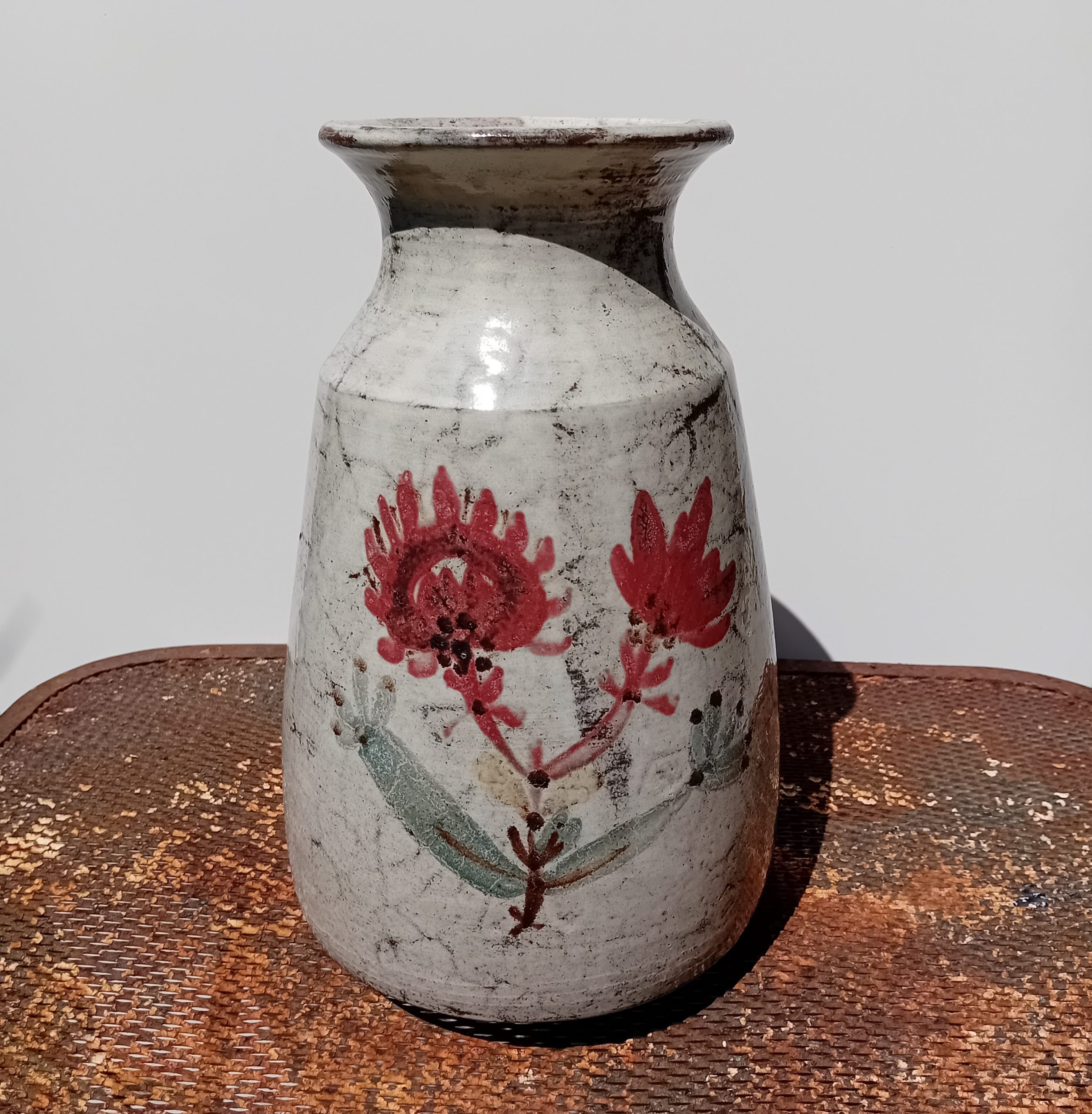 grand-vase-le-murier-vallauris-decor-floral-craquele-34cm.jpeg